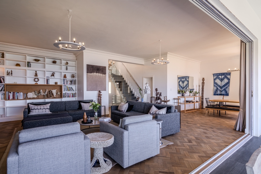 6 Bedroom Property for Sale in Simons Kloof Western Cape